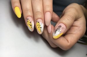 Черно желтые ногти