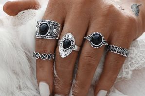 Крупные серебряные кольца женские