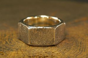 Обручальное кольцо из гайки