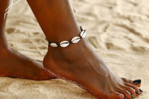 Красивые браслеты на ногу