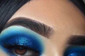 Вечерний макияж с синими тенями