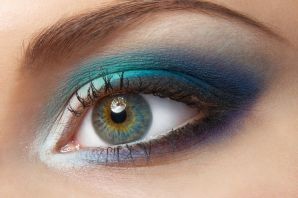 Бирюзовый макияж для зеленых глаз
