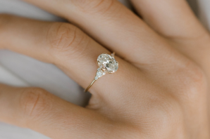 Необычное кольцо для помолвки