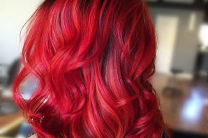 Покраска волос в красный