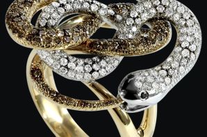 Кольцо змея с бриллиантами