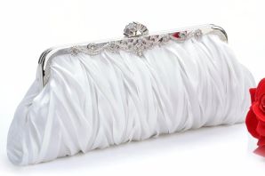 Атласная сумочка для невесты