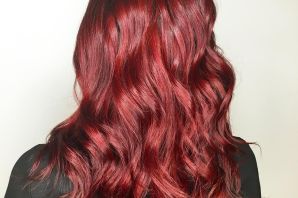Холодный рубиновый цвет волос