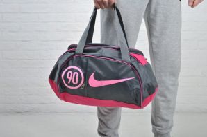 Модные спортивные сумки женские