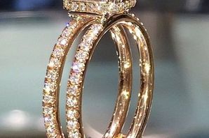 Шикарные золотые кольца