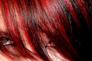 Колорирование волос красным цветом