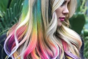 Покраска волос в яркие цвета