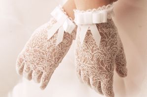 Перчатки для невесты кружевные