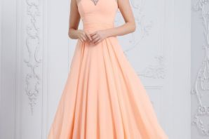 Персиковое платье на свадьбу