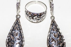 Казахские серебряные украшения