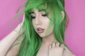 Бледно зеленые волосы