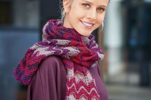 Красивый женский шарф спицами