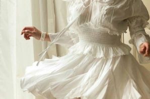 Белое платье для вальса