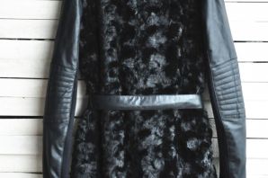 Меховая куртка с кожаными рукавами