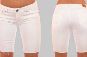 Белые джинсовые бриджи