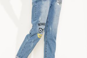 Обрезанные широкие джинсы