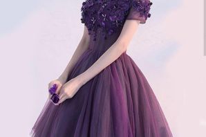 Лиловое платье с корсетом