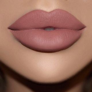 Перманентный макияж губ на тонких губах