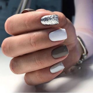 Дизайн ногтей белый с серебром