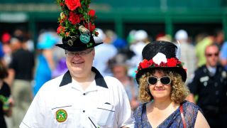 Скачки в англии парад шляпок
