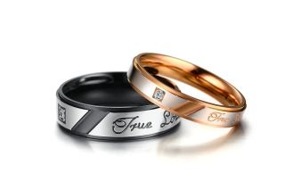 Парные кольца для влюбленных из золота