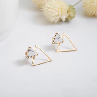 Серьги треугольники золото