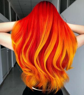 Рыжий огненный цвет волос