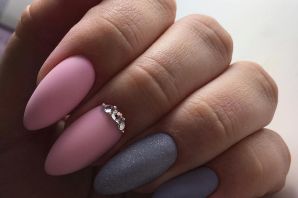 Серо розовый маникюр на овальных ногтях