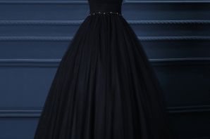 Черное пышное длинное платье