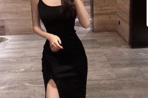 Длинное черное платье с разрезом
