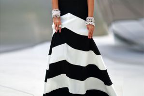 Комбинированное черно белое платье