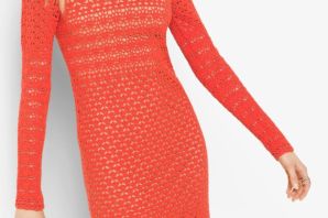 Оранжевое вязаное платье
