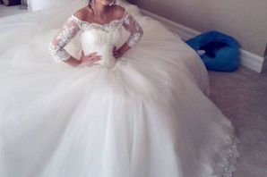 Невесты в красивых пышных платьях