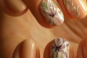 Дизайн ногтей с цветами