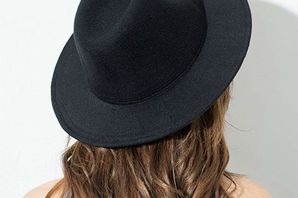 Шляпа женская черная с узкими полями