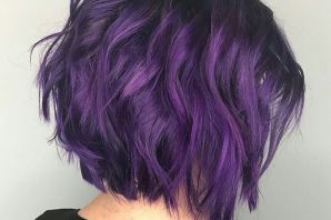 Фиолетовый цвет волос каре