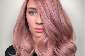 Бледно розовый цвет волос