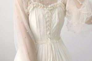 Невеста в окровавленном платье