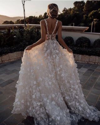 Сверкающее свадебное платье