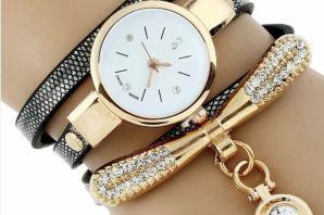 Часы с браслетом женские
