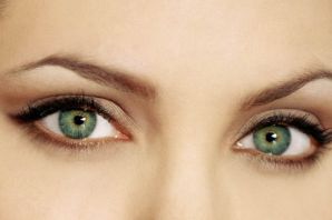 Деловой макияж для зеленых глаз