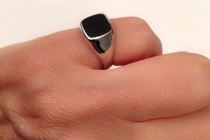 Серебряное кольцо на мизинец