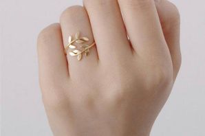 Золотые кольца необычной формы