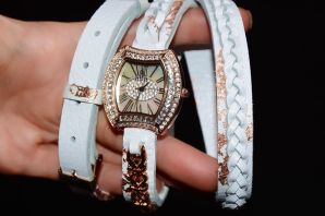 Часы наручные женские с камнями браслет