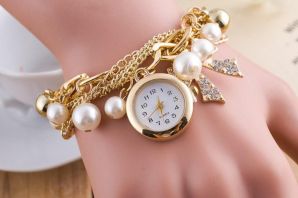 Модные часы с браслетом