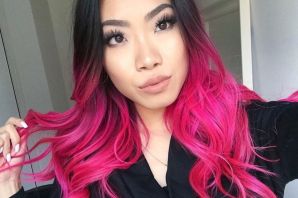 Розовый окрас волос